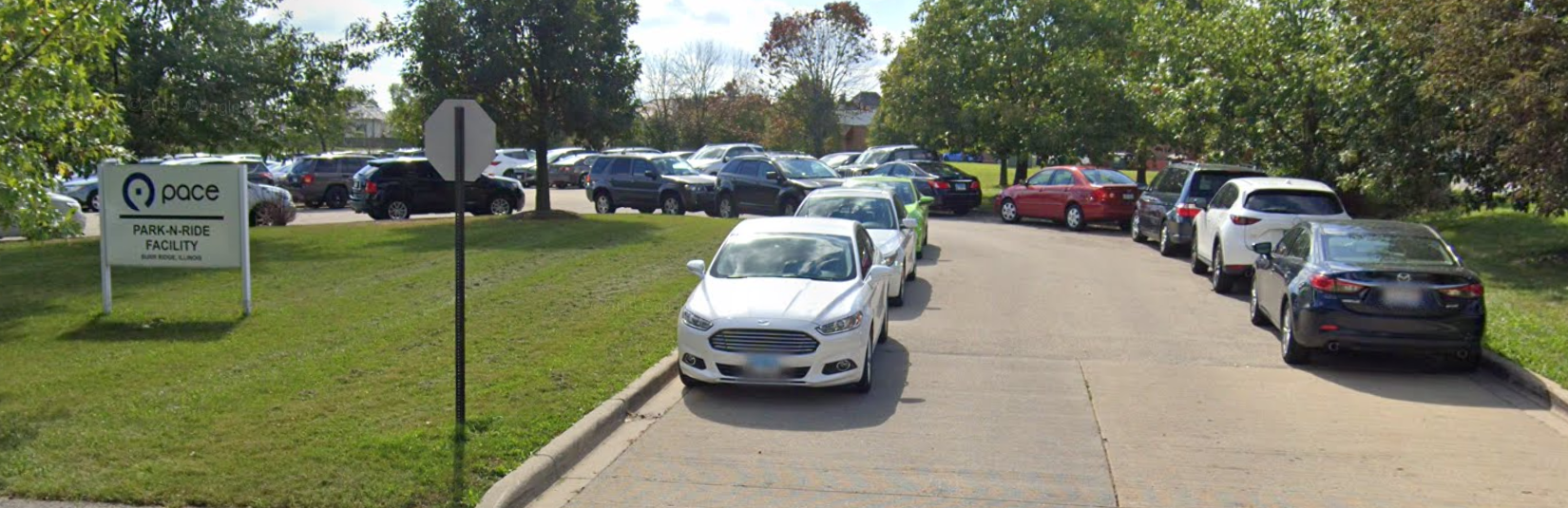 Burr Ridge ParknRide Pace Suburban Bus