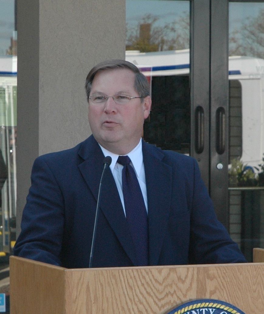 Chairman Kwasneski speaking at podium